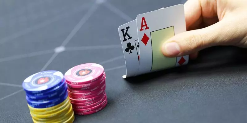 Poker có lối chơi rất lôi cuốn